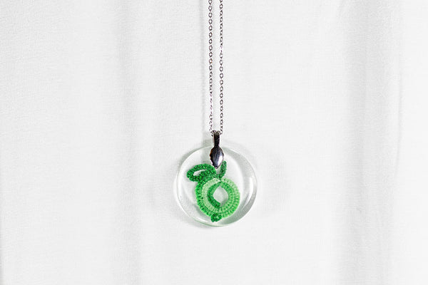 ROUND PENDANT GREEN FRUIT APPLE
