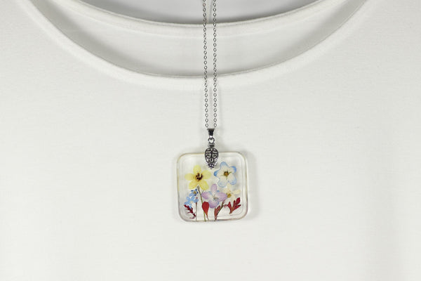 PENDANTS FORMS OF NATURE VARIOUS