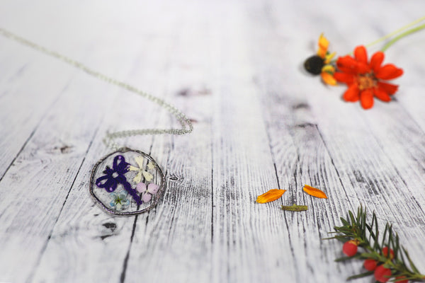 PENDANTS FRAME VARIOUS