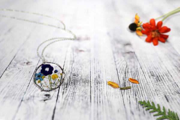 PENDANTS FRAME VARIOUS