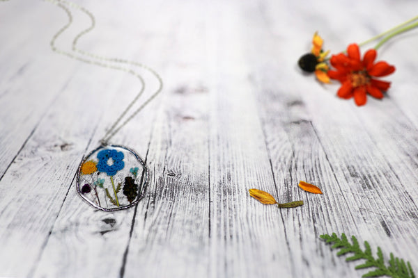 PENDANTS FRAME VARIOUS