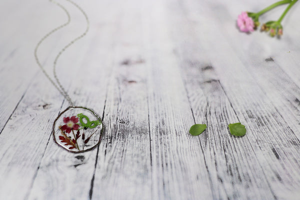 PENDANTS FRAME VARIOUS