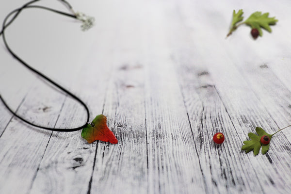 PENDANTS AUTUMN LEAF VARIOUS