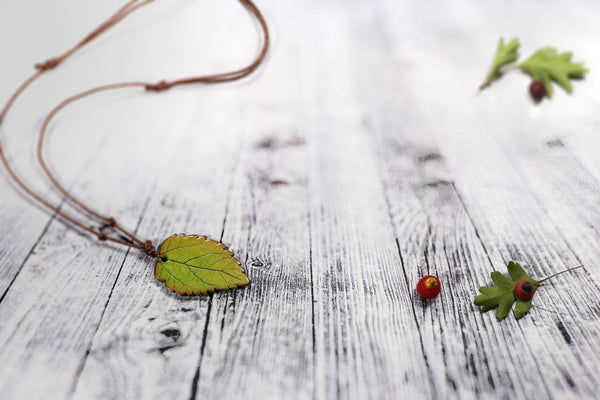 PENDANTS AUTUMN LEAF VARIOUS