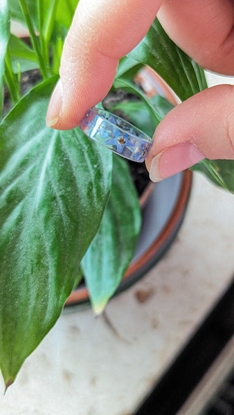 RINGS with flowers in resin