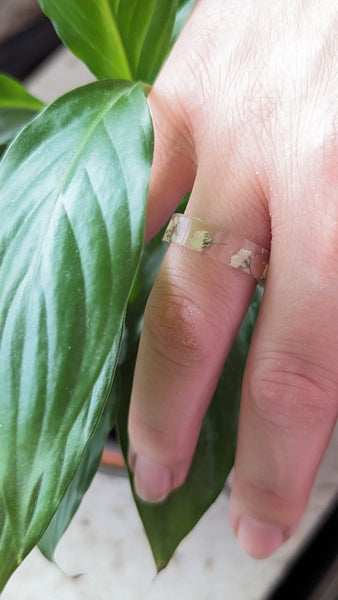RINGS with flowers in resin