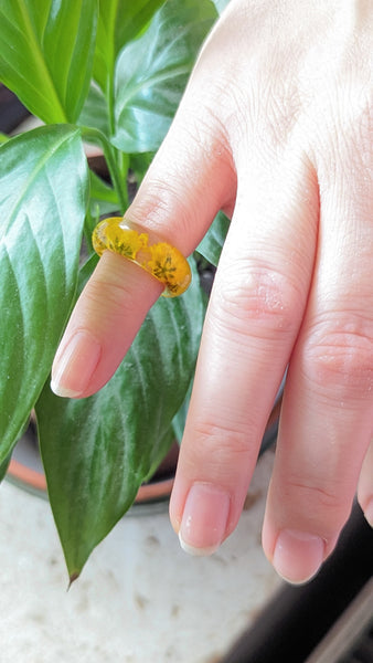 RINGS with flowers in resin