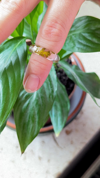 RINGS with flowers in resin