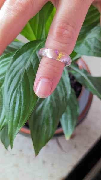 RINGS with flowers in resin