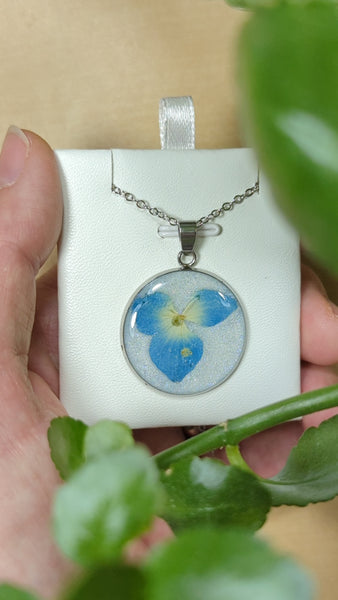 SMALLER PENDANTS FORMS OF NATURE