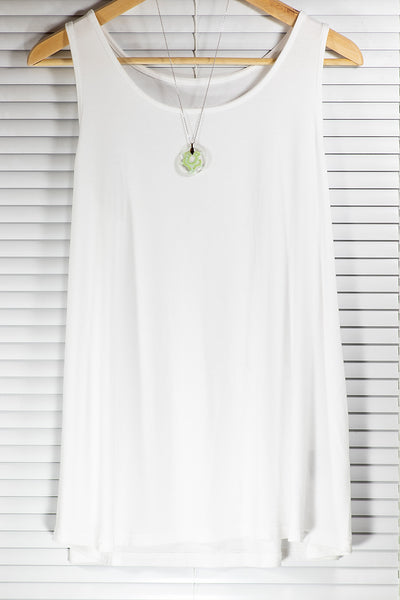 MAPLE LEAF PENDANT WITH BEADS