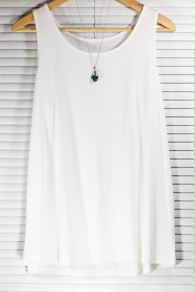 OVAL PENDANT THREE LEAF CLOVER