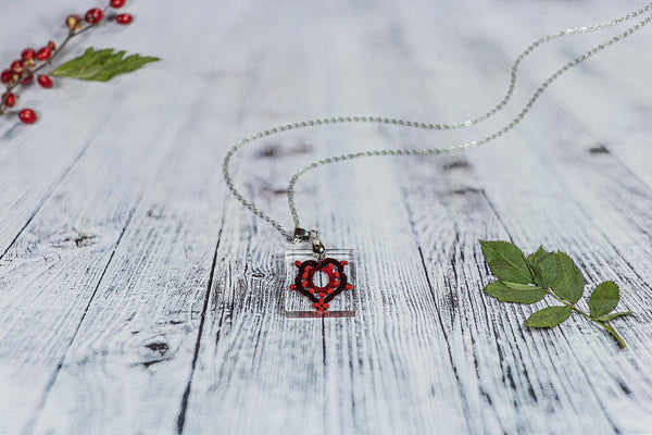 SQUARE PENDANT RED MAPLE LEAF WITH BEADS