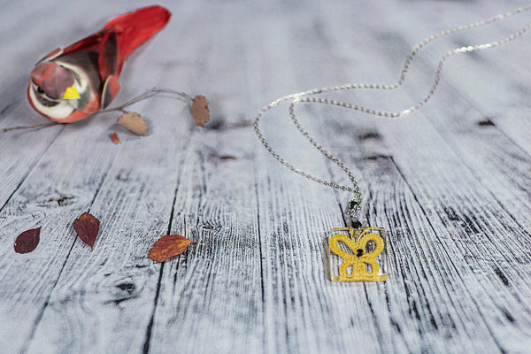SQUARE PENDANT YELLOW BUTTERFLY