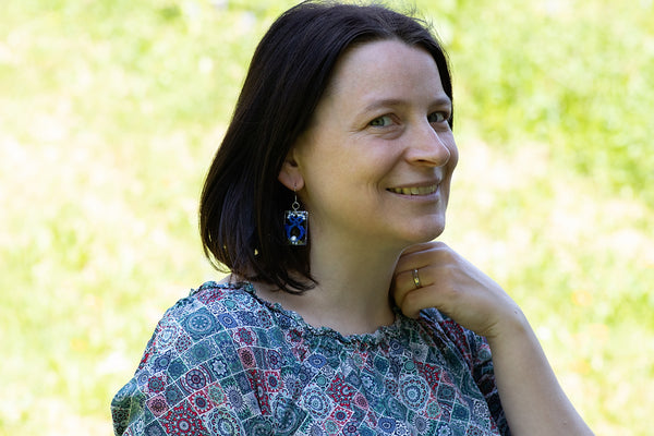 RECTANGULAR FISH EARRINGS IN DIFFERENT COLORS