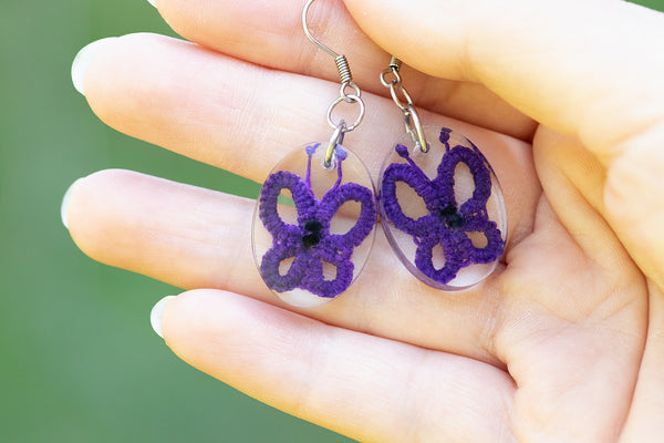 OVAL BUTTERFLY EARRINGS IN DIFFERENT COLORS