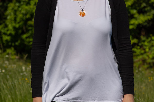 OAK LEAF PENDANT IN DIFFERENT COLORS