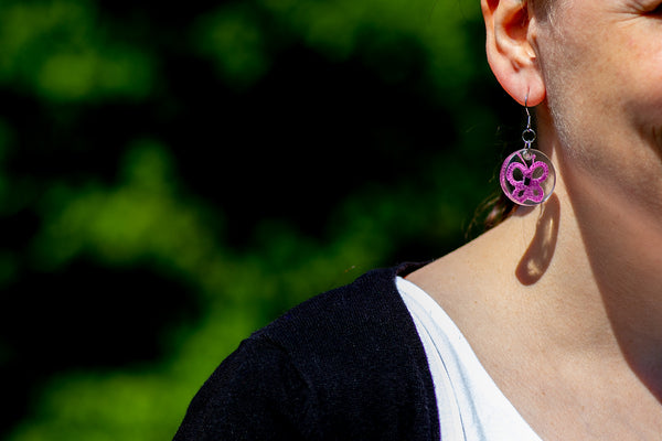 ROUND BUTTERFLY EARRINGS IN DIFFERENT COLORS