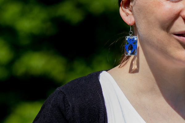 RECTANGULAR FISH EARRINGS IN DIFFERENT COLORS