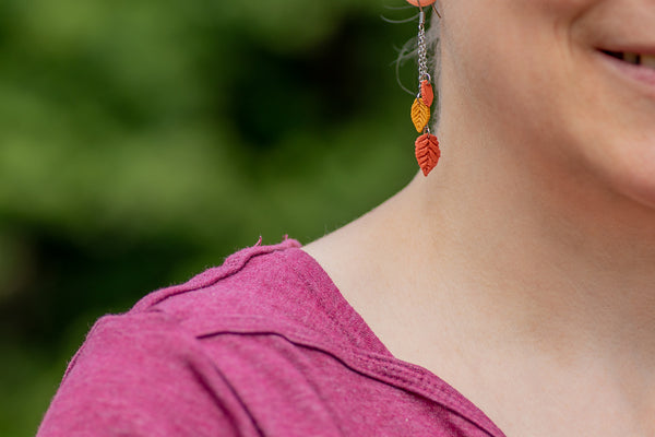 DANGLING EARRINGS 3 LEAVES VARIOUS