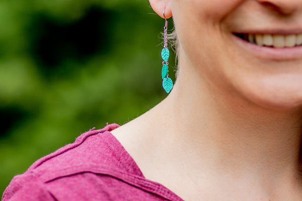 DANGLING EARRINGS 3 LEAVES VARIOUS