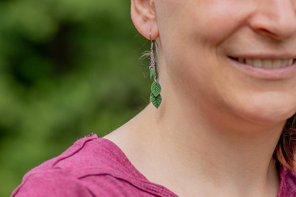 DANGLING EARRINGS 3 LEAVES VARIOUS