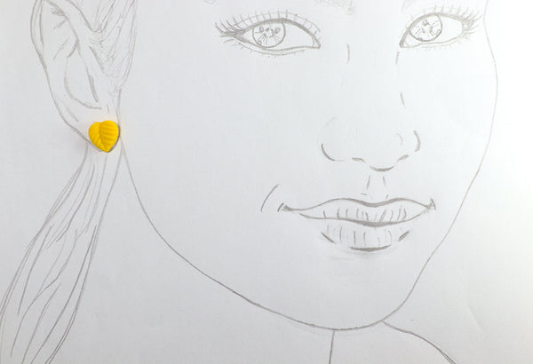 HEART-SHAPED FIXED LEAF EARRINGS IN DIFFERENT COLORS