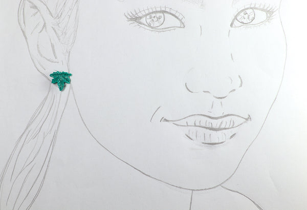 FIXED MAPLE LEAF EARRINGS IN DIFFERENT COLORS