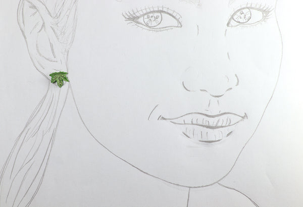 FIXED MAPLE LEAF EARRINGS IN DIFFERENT COLORS