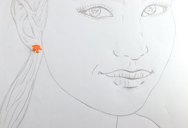 FIXED EARRINGS MEDIUM LARGE MAPLE LEAF DIFFERENT COLORS