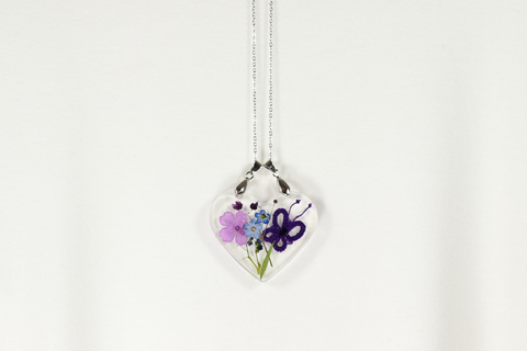 HEART-SHAPED PENDANT WITH PURPLE BUTTERFLY AND PURPLE BLUE FLOWERS
