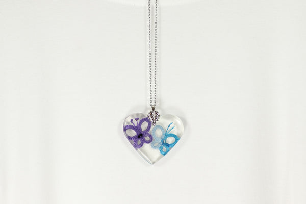 HEART-SHAPED PENDANT WITH PURPLE AND BLUE BUTTERFLY