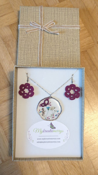 PENDANTS FRAME VARIOUS