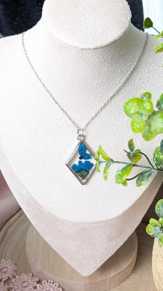 SMALLER PENDANTS FORMS OF NATURE