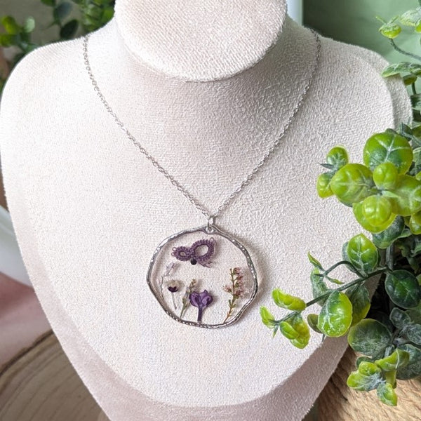 PENDANTS FRAME VARIOUS