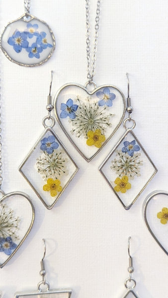 SMALLER PENDANTS FORMS OF NATURE