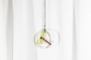 ROUND PENDANT RED DRAGONFLY WITH YELLOW WINGS