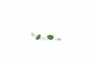 FIXED MINI LEAF EARRINGS IN DIFFERENT COLORS